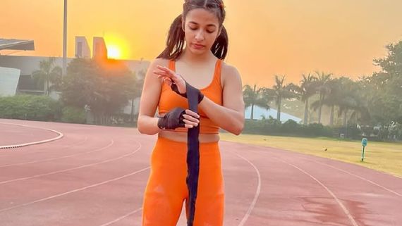 At the Age of 18, Anjali Rawat Coached Underprivileged Children For Free, DEETS