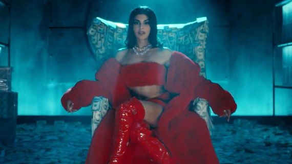 Raid 2: Jacuqeline Fernandez Leaves Fans In Absolute Awe In The Song Money Money & Fans Can't Keep Calm
