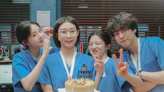 Resident Playbook Ep 12 Ending Explained: What Happened In Climax Scene? Will There Be Resident Playbook 2?