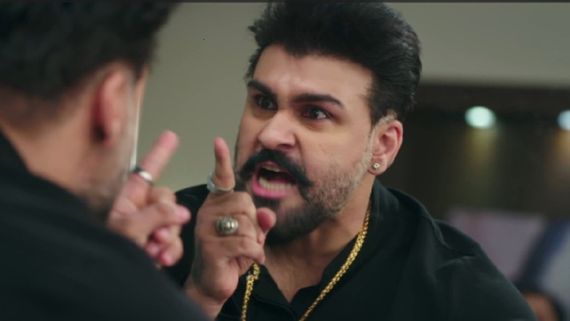 Did You Know Jagriti-Ek Nayi Subah’s Aarya Babbar Slapped Himself 15 Times For A Sequence In The Show?