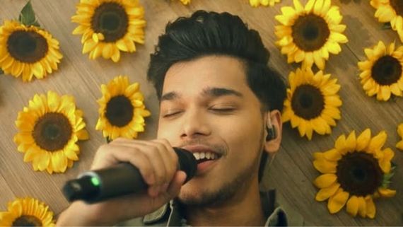 Keshav Tyohar's Musical Journey: Blending Traditional Indian Sounds With Modern Beats