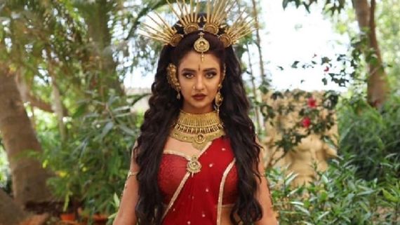 Kavita Banerjee REVEALS It Takes 2 Hours To Get Ready In Karn Mohini Look: The Costume And Jewelry Are...