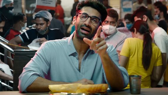 Metro In Dino Trailer Release: Fans Can’t Get Enough of Sara Ali Khan and Aditya Roy Kapur’s Chemistry