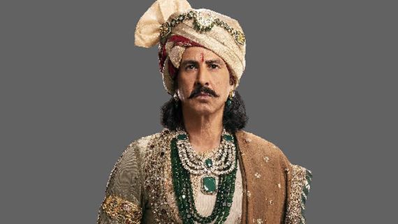 Chakravarti Samrat Prithviraj Chauhan: Ronit Roy Sheds 8 Kilos to Portray King Someshwar