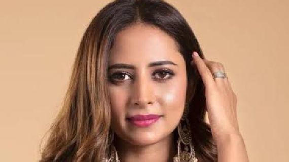 Sargun Mehta Shares Her Favourite Scene From Saunkan-Saunkne 2! Check Fun BTS Now!