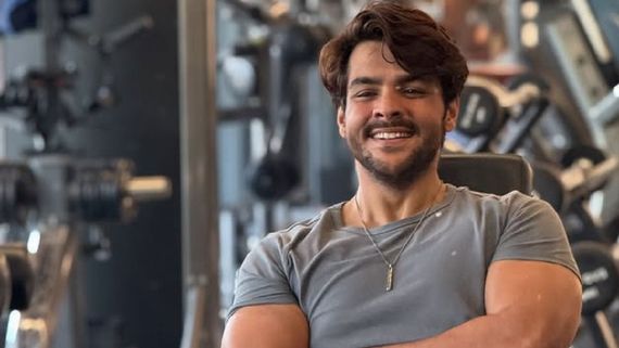 Podcaster Siddharth Guru Reveals Why Ashish Chanchlani Is Popular: His Simple Gesture Won Hearts At Airport