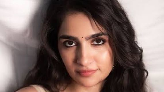 Rukmini Vasanth Pens Heartfelt Birthday Wishes For Rishab Shetty, Shares New Kantara: Chapter 1 Poster