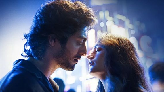 Saiyaara Box Office Collection Day 9 Early Updates: Will Ahaan & Aneet's Film Hits 200Cr (Approx)