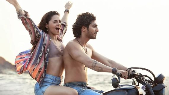 Saiyaara Hit By Piracy After Release, But Ahaan Panday & Aneet Padda’s Film Available Officially In Theaters