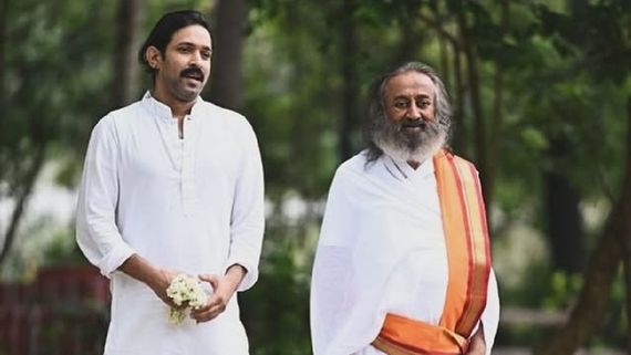 Vikrant Massey On Playing Shri Shri Ravi Shankar In White: I Can Never Be Him, I Can Only Attempt