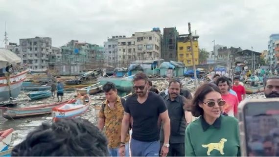 Ajay Devgn And Esha Gupta Spotted At Versova Jetty As They Headed To Madh Island For Dhamaal 4