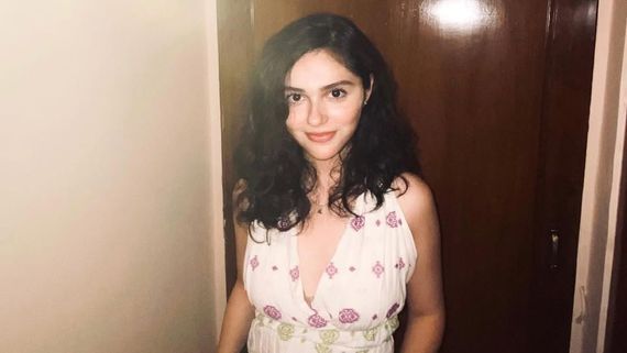 Saiyaara Actress Aneet Padda's LinkedIn Profile Goes VIRAL, Know What Made Fans Call Her 'Beauty With Brains'