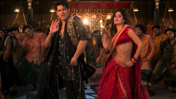 Param Sundari Collection Day 2 Early Updates: Sid-Janhvi's Film Picks Up Weekend Buzz; Sees 103% Evening Hike