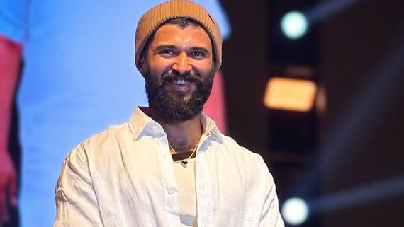 Vijay Deverakonda Faces ED Investigation Over Alleged Involvement With Betting Apps Case