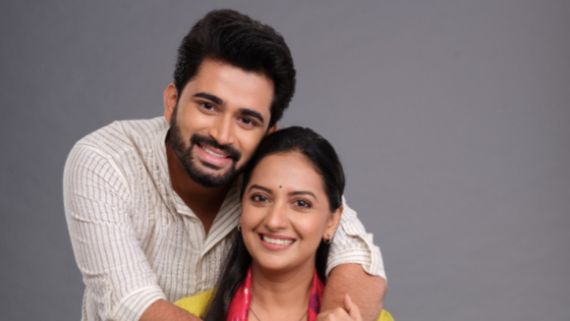 Vin Doghantali Hi Tutena Full Cast, Real Names Of Actors: Tejashree Pradhan, Subodh Bhave Play Leads