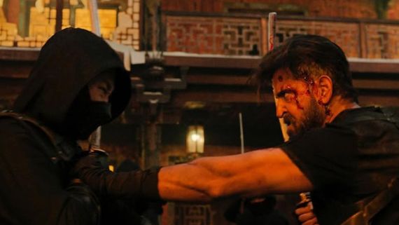 War 2 Box Office Day 1 Early Updates: Hrithik's Film Beats Saiyaara & Chhaava's Opening Day Collection