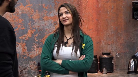 Rise And Fall Basement Banter Turns Explosive: Anaya Bangar Refuses to Play the Victim Card 