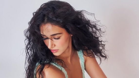 Disha Patani Makes An International Leap With The Teaser Of Her Holllywood Debut Holiguards