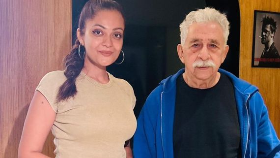  Sant Tukaram: Naseeruddin Shah Lauds Sheena Chohan’s Portrayal Of Avali, Praises Her Theatre Background