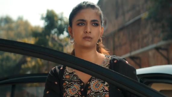 Revolver Rita: Netizens Are Loving Keerthy Suresh’s Wild, Unhinged Brilliance