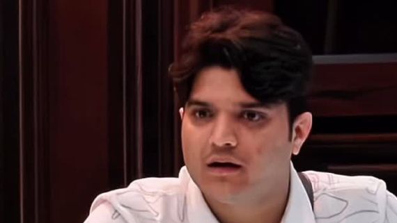 Bigg Boss 19: Mridul Tiwari Gets Mobbed During A Grand Welcome In His Hometown Post Eviction - WATCH