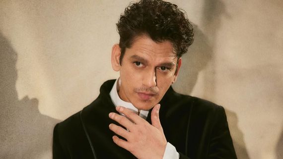 Vijay Varma On Experience Of Working With Amitabh Bachchan & Naseeruddin Shah: Amazing To Just Look At Them Be