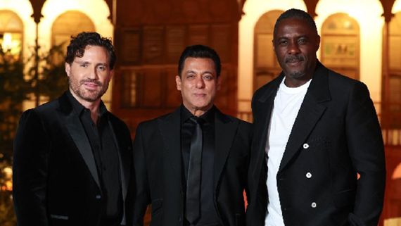 Salman Khan Steals The Spotlight As He Poses With Idris Elba & Edgar Ramírez At Red Sea Gloden Globes Dinner  