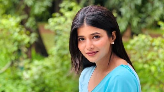 Samridhii Shukla Celebrates Yeh Rishta Kya Kehlata Hai 5000-Episode Milestone: Abhira Is A Character I Carry..