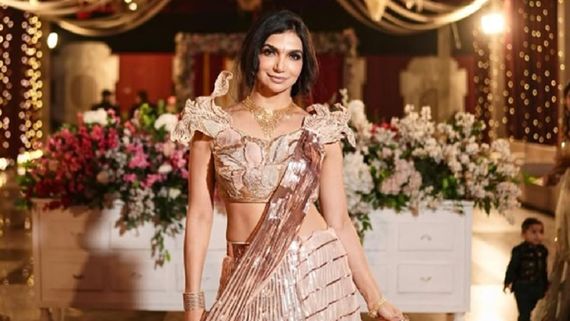 Actress Kriti Verma's Song 