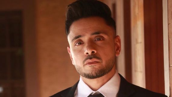 Adnan Khan Kicks Off Ankaahi Baatein As First Guest — Fans Say “We Manifested This!”