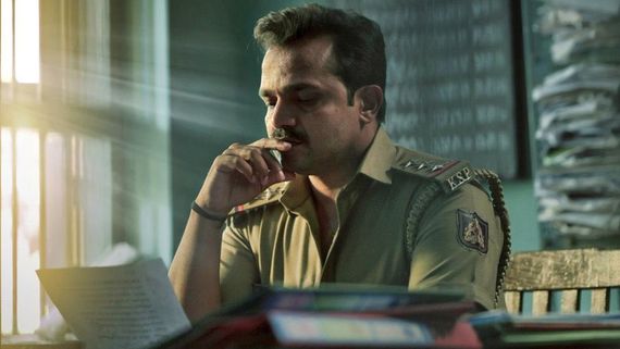 Second Case Of Seetharam Premiere Show Twitter Review: Early Audience Reaction To Vijay Raghavendra Film