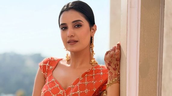 Jaane Anjaane Hum Mile Actress Ayushi Khurana On Eid: It Is About Togetherness And Happiness