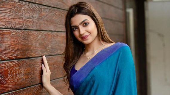 Kashika Kapoor Stuns With Her Effortless Blend Of Traditional And Western Fashion