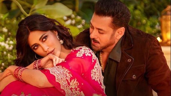 Maatrubhumi: May War Rest in Peace Song: ‘Chand Dekh Lena’Song Crossed 25 Million Views Across Platforms 