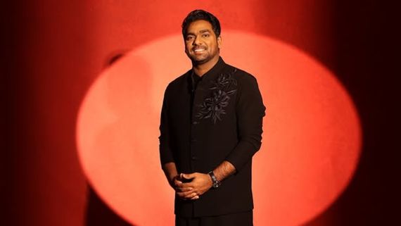 Is Zakir Khan Hospitalised In Mumbai? New Video Sparks Concern About His Health