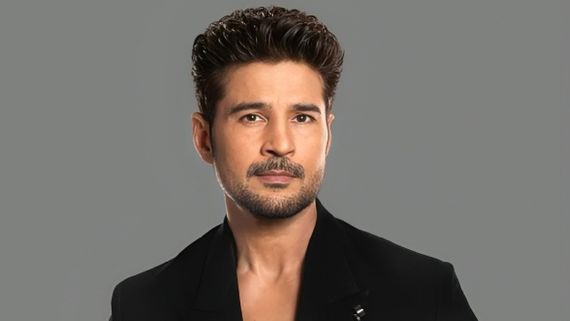 Tum Ho Naa: Rajeev Khandelwal Redefines The ‘Host Avatar’ With A Symbolic Fashion Statement