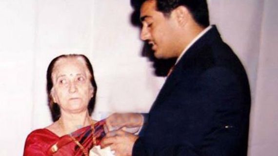 Mortal Remains Of Actor Ajith Kumar’s Mother Mohini Mani Cremated In Chennai