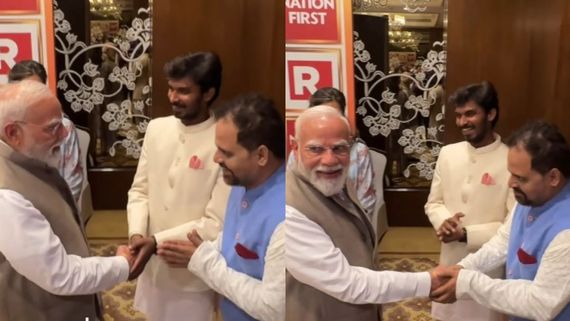 PM Narendra Modi Meets Panchayat Stars Binod And Bhushan Aka Ashok Pathak & Durgesh Kumar, Shares Video