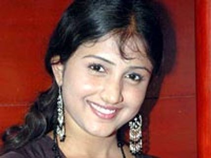 ಮಾರುಕಟ್ಟೆಗೆ ಬಂದೇ ಬರ್ತಾಳೆ ಧ್ವನಿಸುರುಳಿ 