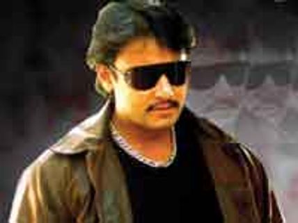  ಚಿತ್ರ ವಿಮರ್ಶೆ: ಕನ್ನಡಕ್ಕೊಬ್ಬ  ರಿಮೇಕ್ ಯೋಧ