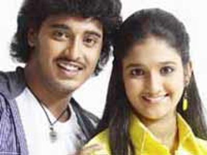 ಬಂಗಾರ ಲೋಕ ಸೃಷ್ಟಿಸುವಲ್ಲಿ ಸೋತ ಚೆಲುವಿನ ಚಿಲಿಪಿಲಿ