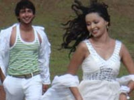 ವಿಮರ್ಶೆ:ಹಾಡಿನ ಹಂಗಾಮದ ಪರಿಚಯ