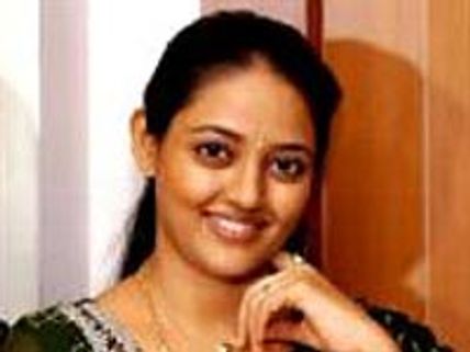 ಚಿತ್ರನಟಿ ರಂಜಿತಾ ಆತ್ಮಹತ್ಯೆಗೆ ಯತ್ನ? 