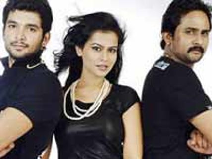 ವಿಮರ್ಶೆ: ಸ್ವಯಂವರ ಒಂದು ಫ್ಯಾಮಿಲಿ ಪ್ಯಾಕೇಜ್