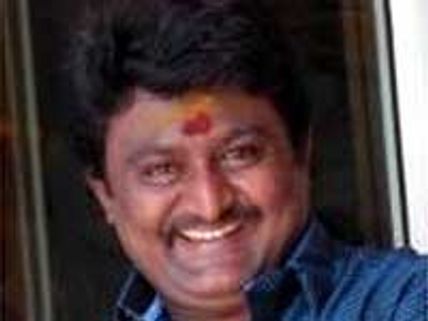 ನನ್ನ ಮದುವೆಯಾಗಿ ಎಂದು ಕೇಳುತ್ತಿಲ್ಲ; ವಾರೆ ವ್ಹಾ!