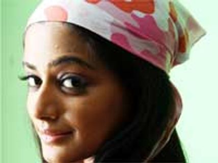 ಸಂಗೊಳ್ಳಿ ರಾಯಣ್ಣನಿಗೆ ಕೈಕೊಟ್ಟ ಪ್ರಿಯಾಮಣಿ