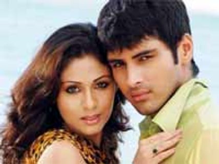 ಚಿತ್ರ ವಿಮರ್ಶೆ: ತಾಜಾ ಹುಡುಗ, ಮಹಾ ಹುಡುಗಿ