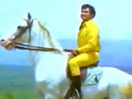 ಗಂಧದ ಗುಡಿ ಚಿತ್ರದ ಈ ಹಾಡು ಕೇಳದ ಕನ್ನಡಿಗನಿಲ್ಲ