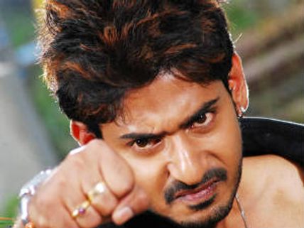 ಕಾಸಿಗೆ ಮೋಸವಿಲ್ಲದ ಬೊಂಬಾಟ್ 'ಭದ್ರ'