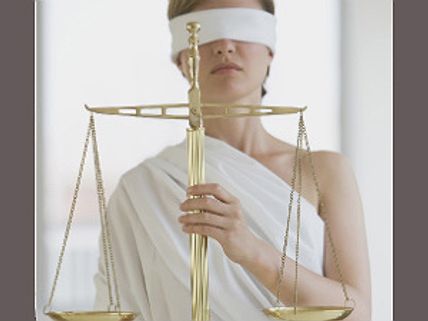 ಚಿತ್ರನಟರ ರಾಜಿ ಯತ್ನ ನ್ಯಾಯಾಂಗ ನಿಂದನೆಯೇ?